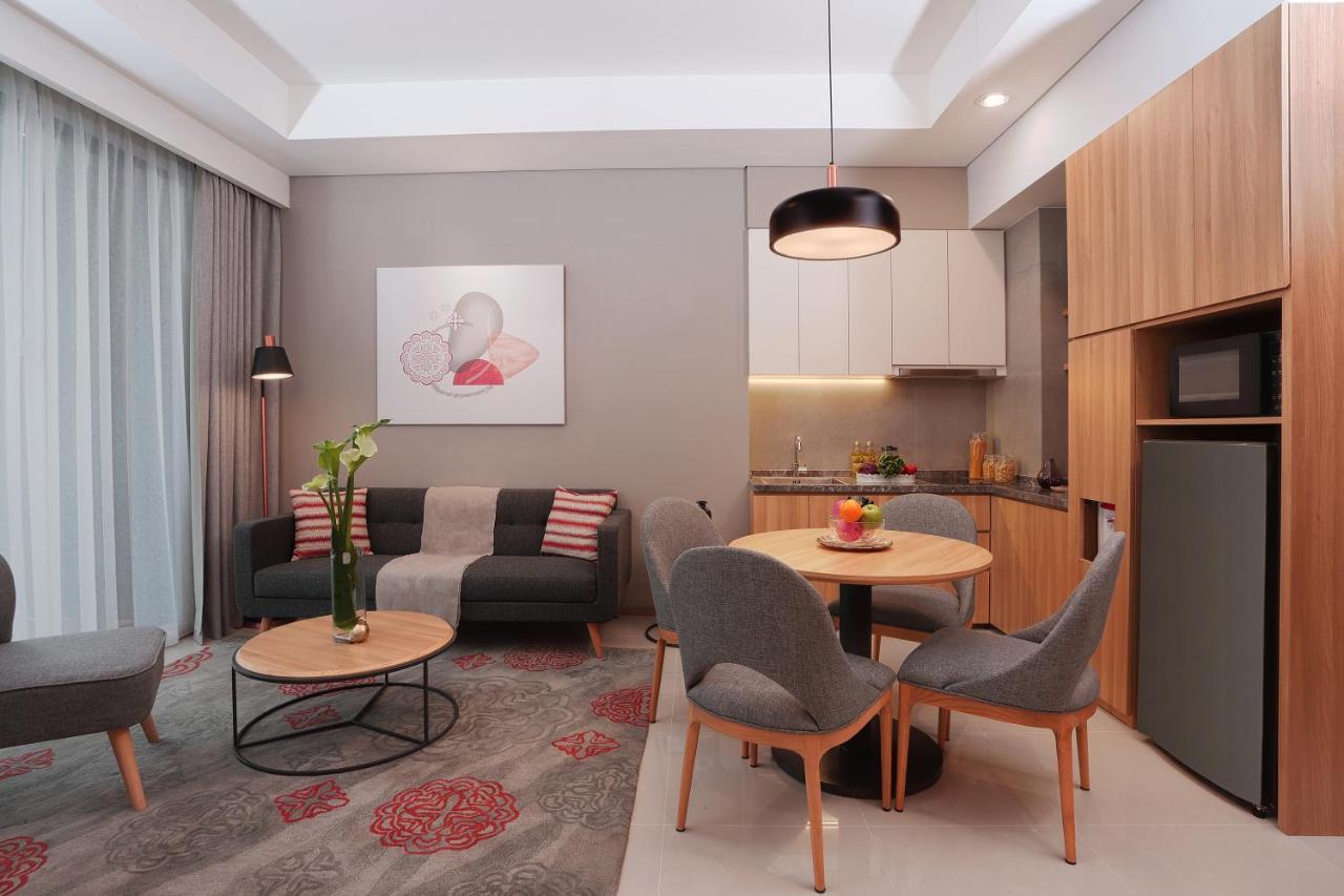 Citadines Gatot Subroto Jakarta Eksteriør billede